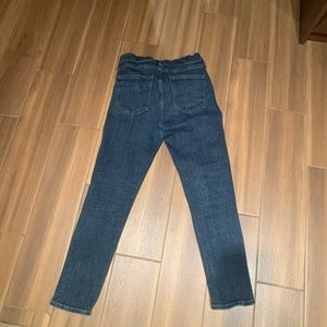 Citizens of Humanity Rocket Crop size 30 jeans.